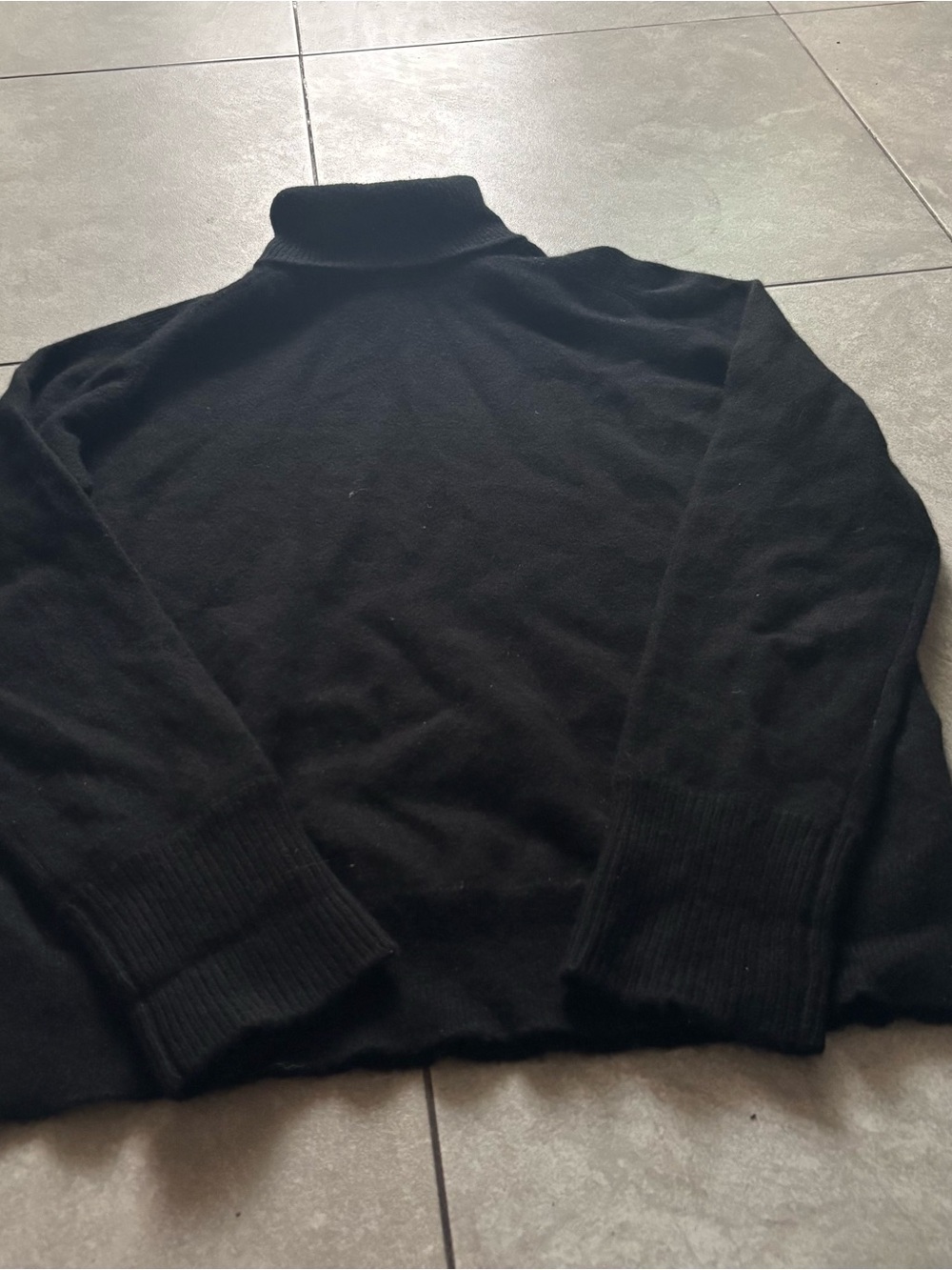 Neiman Marcus Exclusive Cashmere S Pullover Turtleneck Sweater